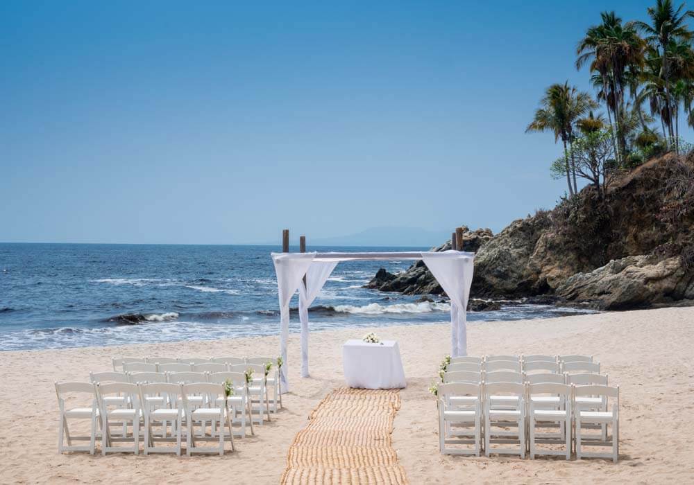 beach wedding at the hyatt ziva puerto vallarta